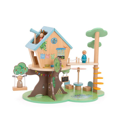 WOODEN TREE HOUSE - THE BIG FAMILY