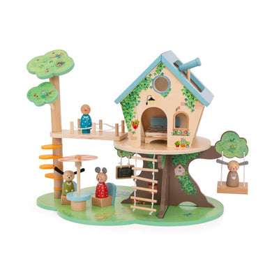 WOODEN TREE HOUSE - THE BIG FAMILY